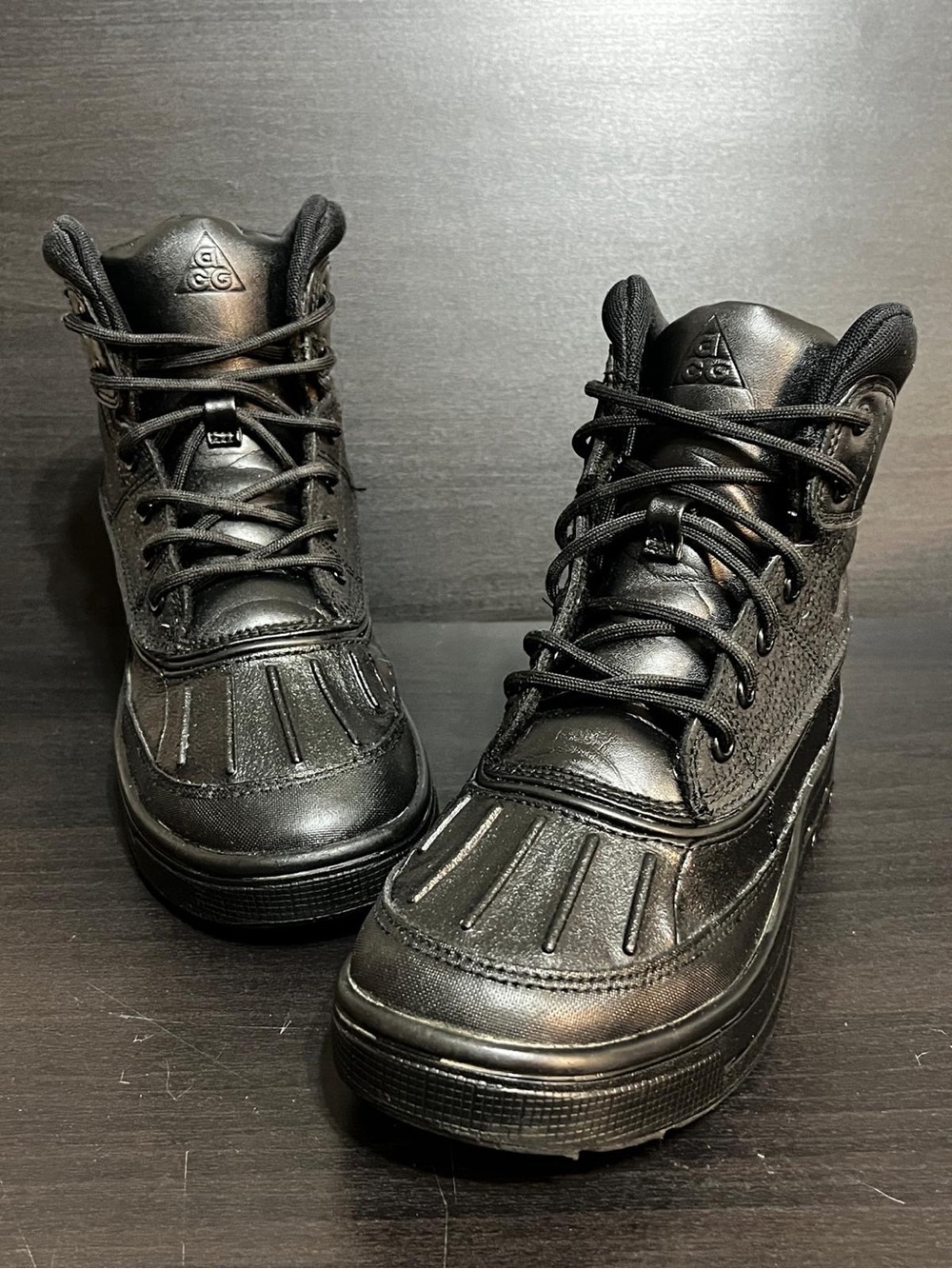 Nike Youth All-Black Lace-Up Outdoor Boots
